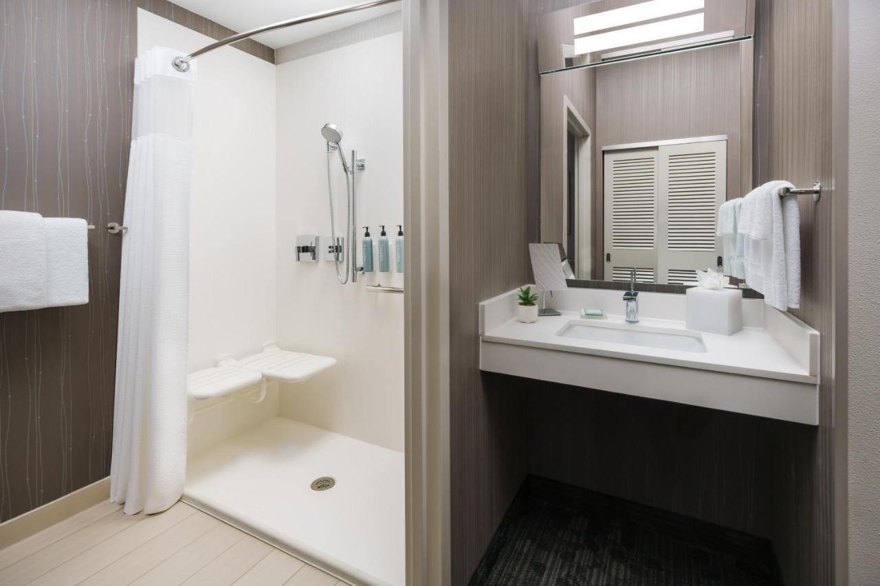 Courtyard By Marriott Dallas Lewisville Exterior foto