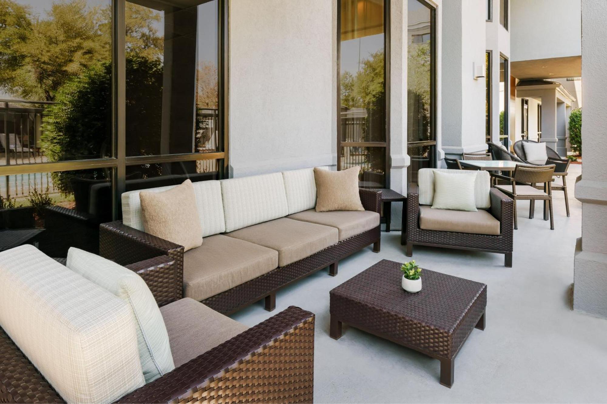 Courtyard By Marriott Dallas Lewisville Exterior foto